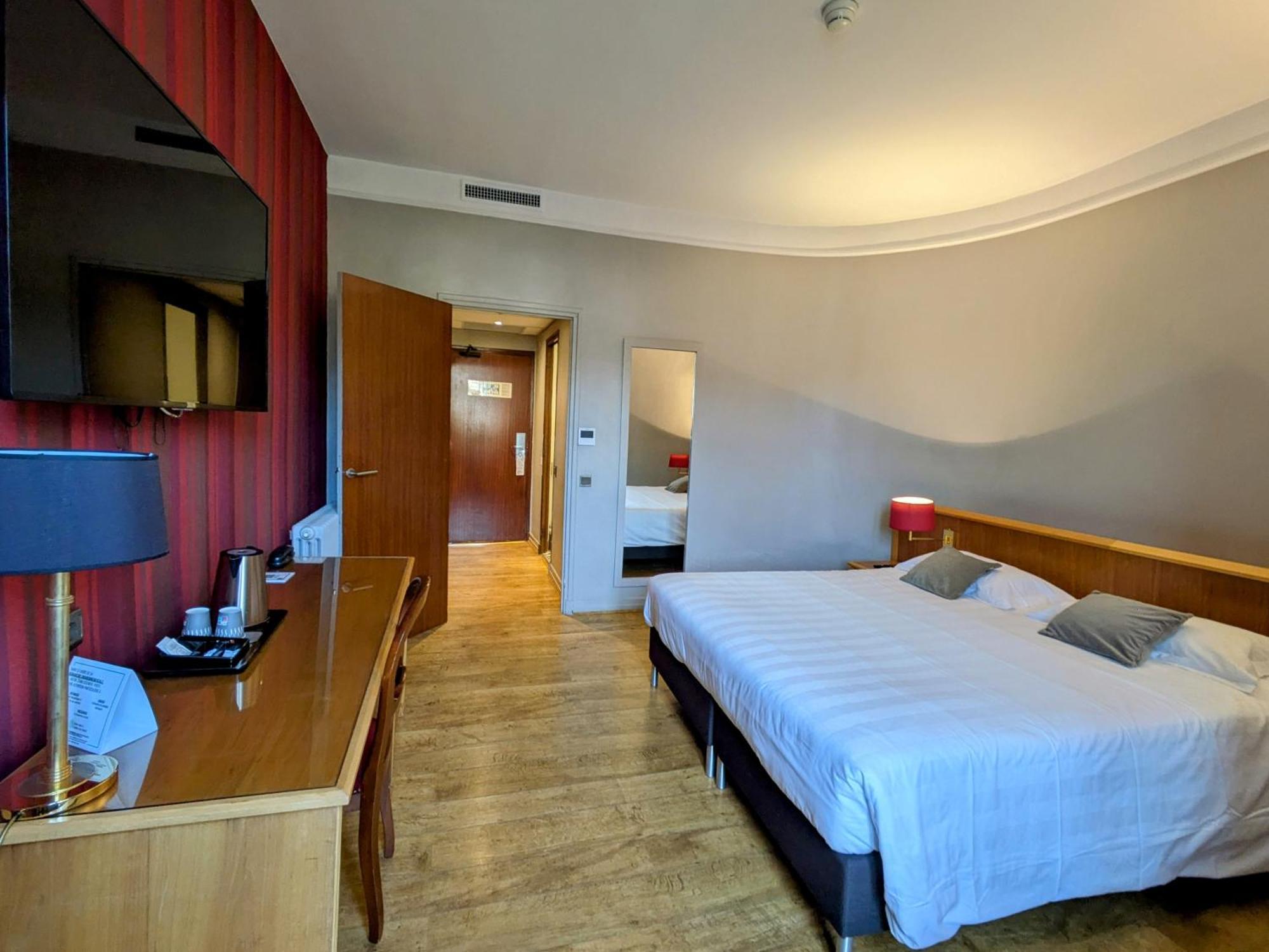 The Originals Boutique, Grand Hotel Saint-Pierre, 欧里亚克 外观 照片
